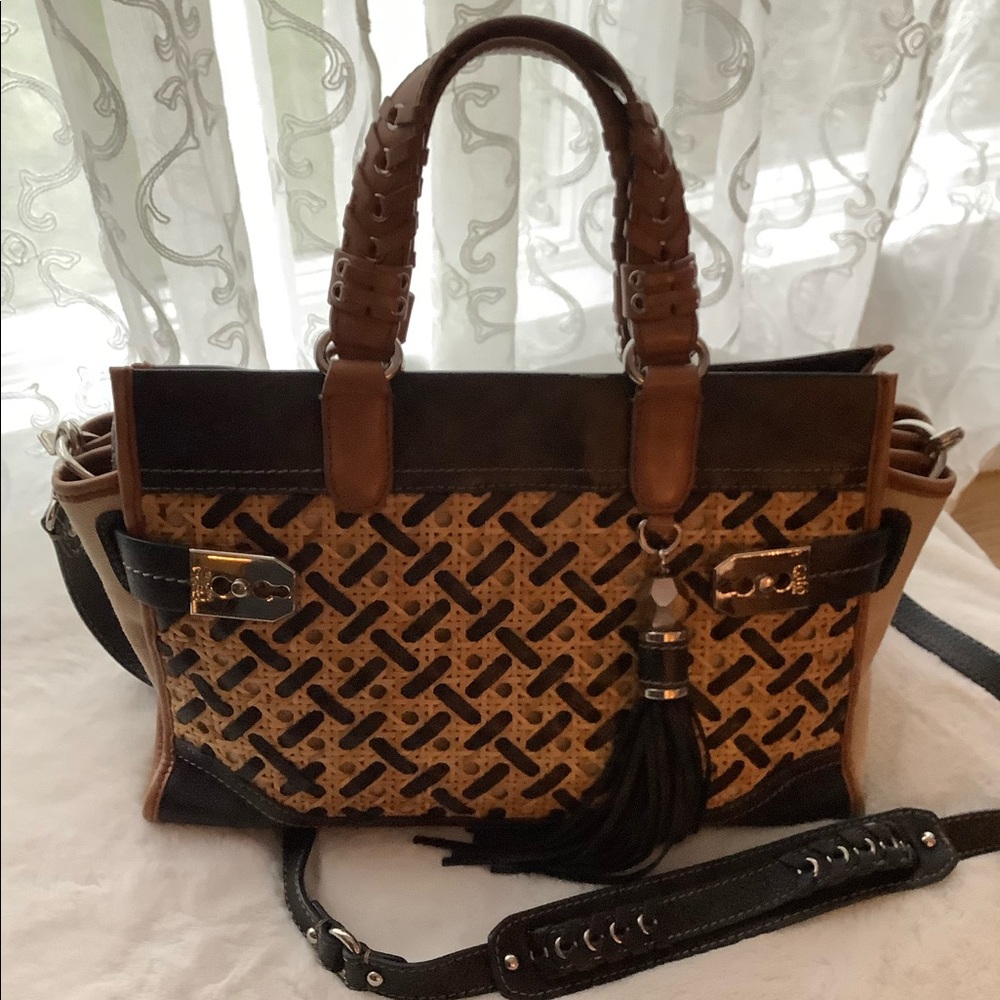 All season handbag